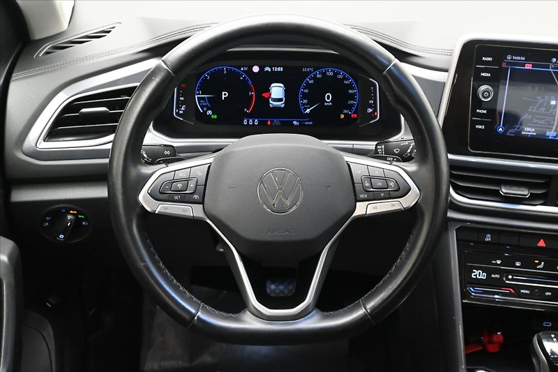 Volkswagen T-Roc 2,0 TDI 110kW DSG STYLE Záruka - fotka 18 z 31