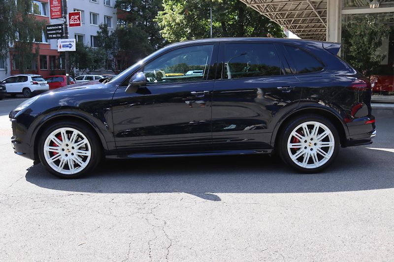 Porsche Cayenne GTS 3.6 V6 324kW 4x4 - fotka 15 z 50