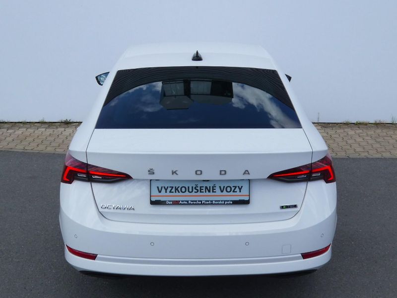 Škoda Octavia (2023) Style Plus 1,5 TSI 110KW - fotka 12 z 30