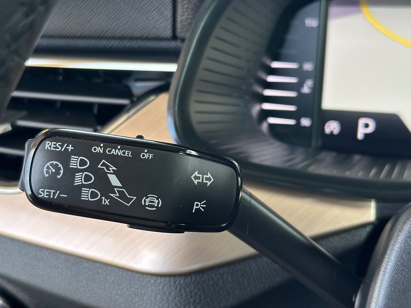 Škoda Scala (2022) 1.5TSi LED,VIRTUAL, KAMERA - fotka 16 z 19