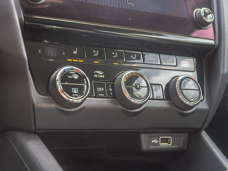 Škoda Octavia (2018) ČR 2.0TDI 110KW DSG – NAVIGACE - fotka 24 z 46