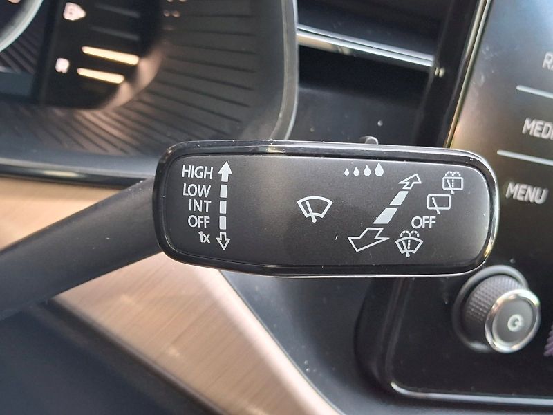 Škoda Kamiq (2022) Style DSG 1,0TSi 81kW - fotka 33 z 35