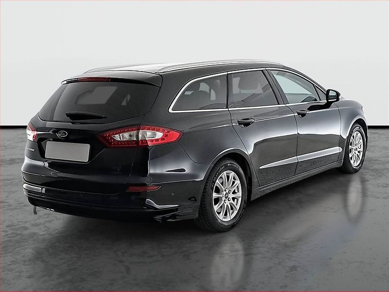 Ford Mondeo (2017) Titanium 2.0 TDCI, Navi - fotka 5 z 18