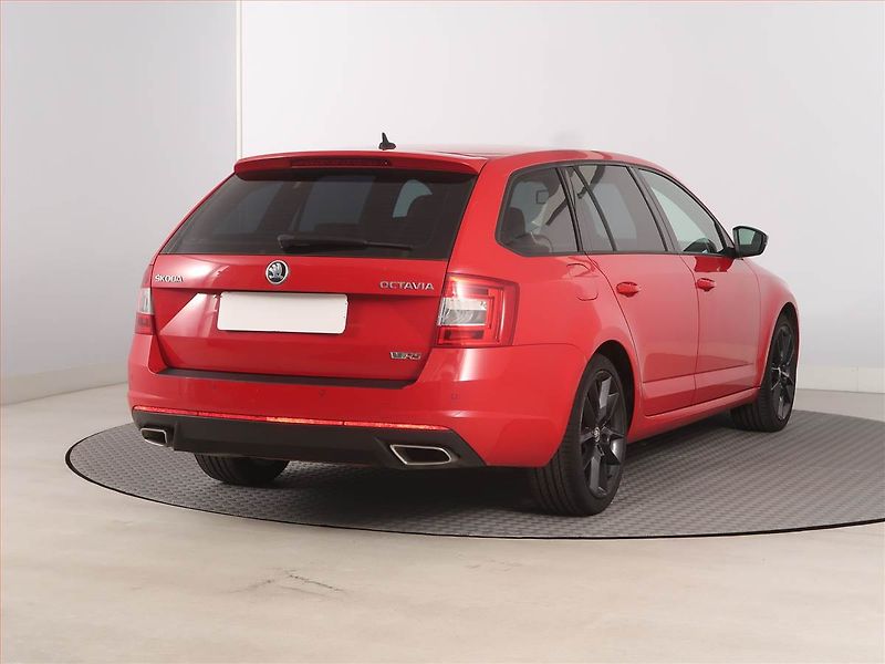 Škoda Octavia (2016) RS 2.0 TDI, Automat, Kůže - fotka 5 z 18