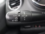 Peugeot 5008 (2012) Allure 1.6 HDi, Navi, Tempomat - náhled 17