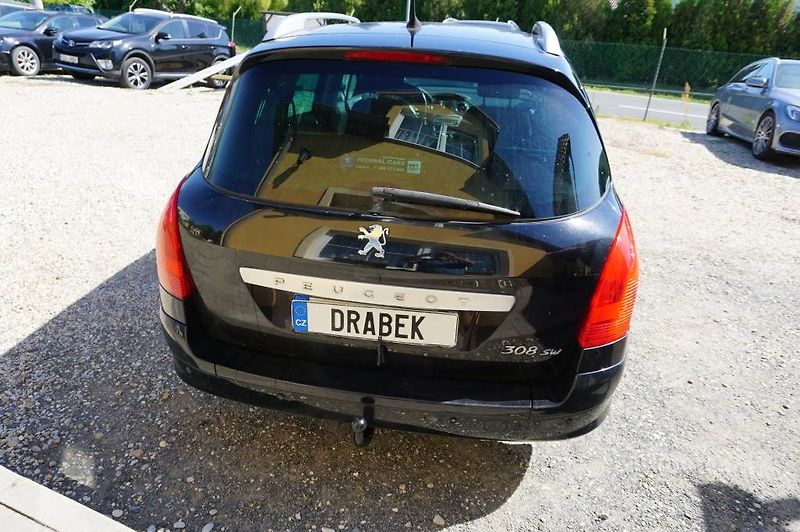 Peugeot 308 (2010) 1,6 HDI  nové v ČR - fotka 16 z 24