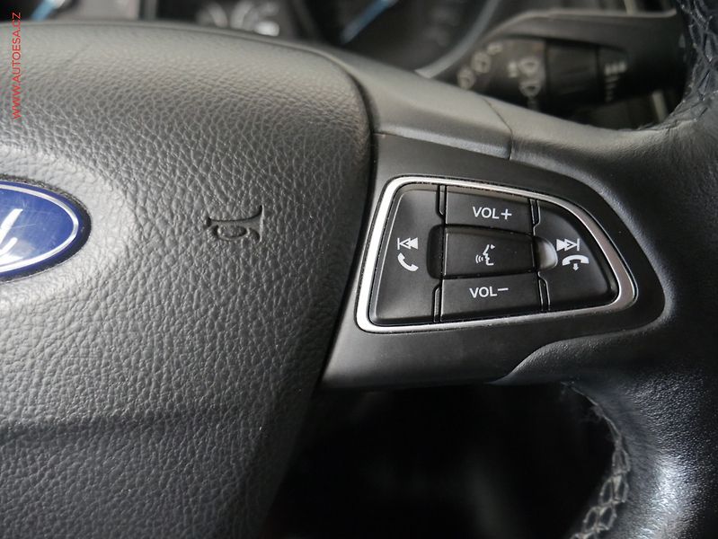 Ford Focus (2015) 1.5 EB, AC, temp - fotka 15 z 22
