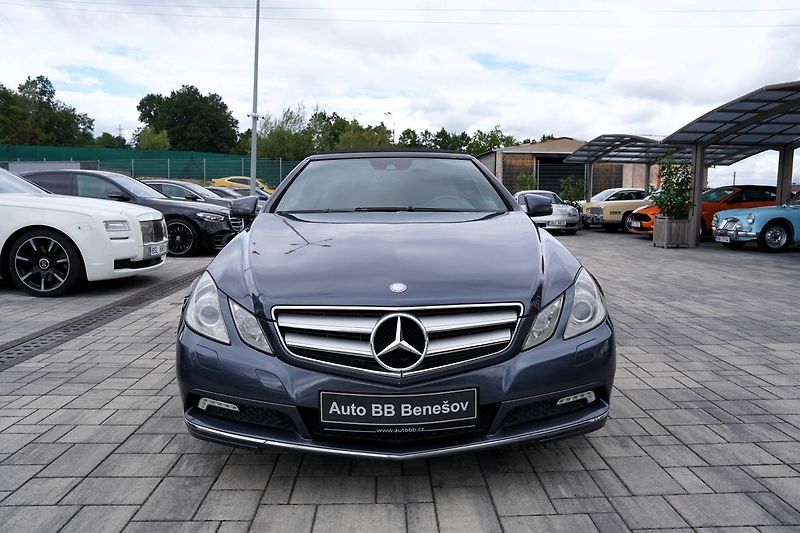 Mercedes-Benz Třídy E E 350 CDI, cabrio,automat,kůže - fotka 1 z 45