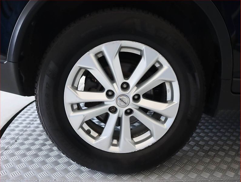 Nissan X-Trail (2015) 1.6 dCi, Serv.kniha, Tempomat - fotka 15 z 17
