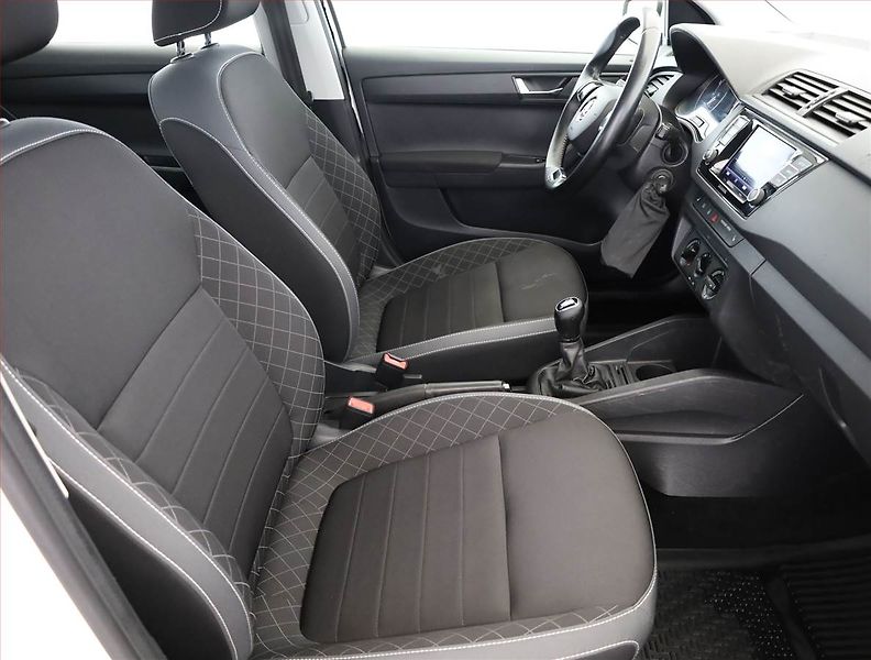Škoda Fabia (2020) 1.0 TSI, ČR,1.maj - fotka 7 z 18