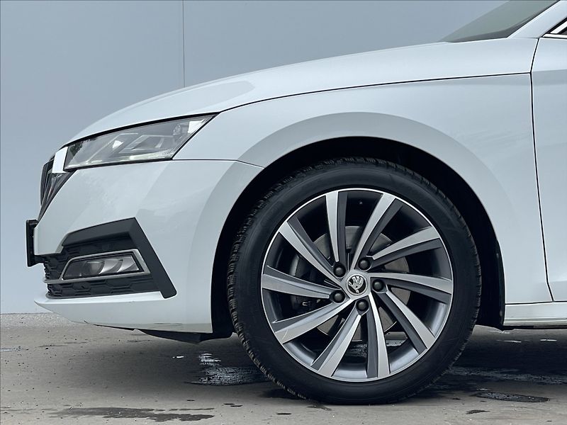 Škoda Octavia 2,0 TDI 4x4 DSG Style Plus TZ - fotka 19 z 23