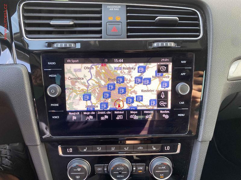 Volkswagen Golf (2019) 1.5 TSi, Join, DSG, LED - fotka 16 z 18