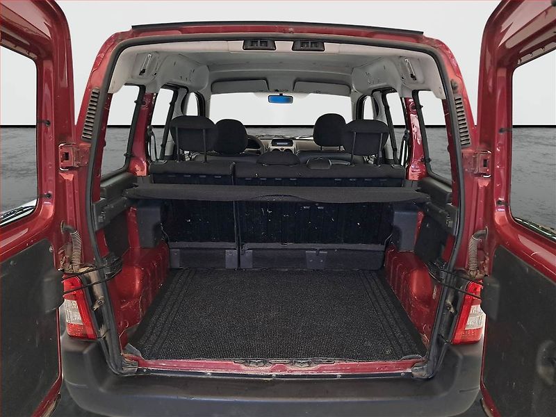 Citroën Berlingo (2009) 1.6 HDi, 5Míst, ČR, DPH - fotka 13 z 13