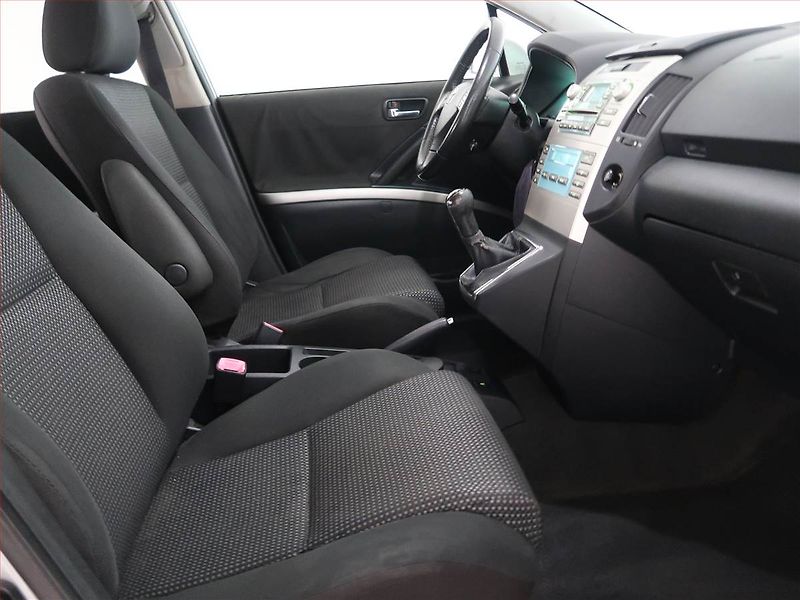 Toyota Corolla Verso (2008) 2.2 D-4D, 7 míst, nová STK - fotka 8 z 15