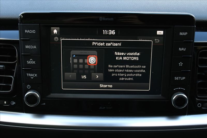 Kia Stonic 1,4 i  NOVÉ V ČR,PREMIUM,34TKM - fotka 13 z 33