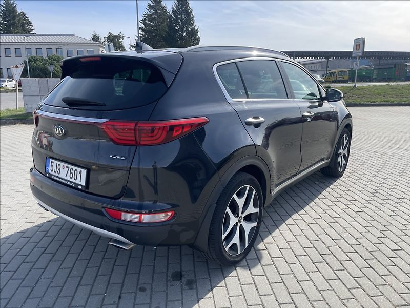 Kia Sportage 1,6 GDi 130kw 4x4 GT-Line CZau - fotka 4 z 39