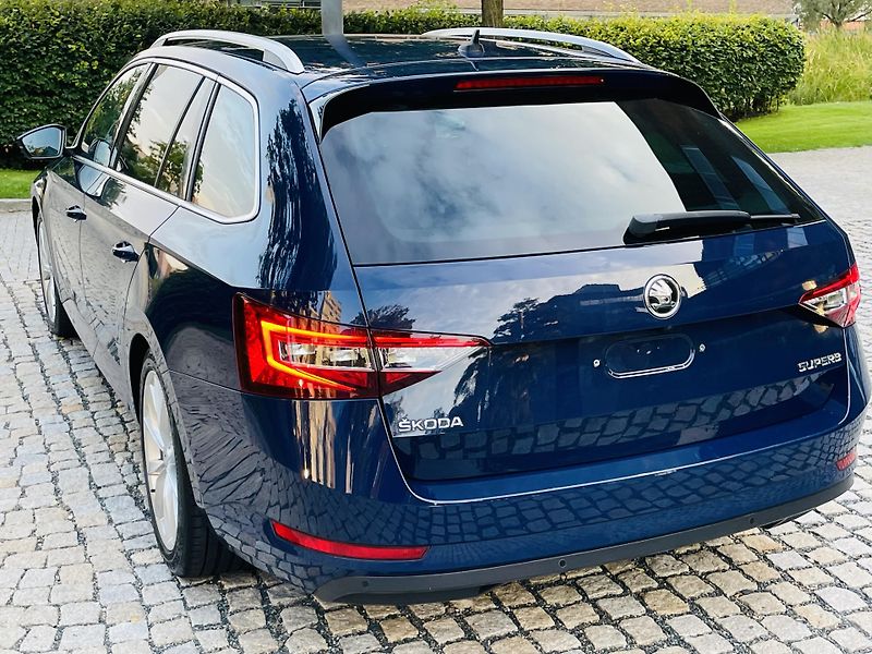 Škoda Superb 2.0TDI DSG TAŽNÉ NEZÁVISLE TOP - fotka 18 z 53