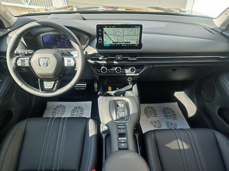 Honda ZR-V (2026) 2.0e:HEV 135kW ADVANCE SKLADEM - fotka 9 z 18