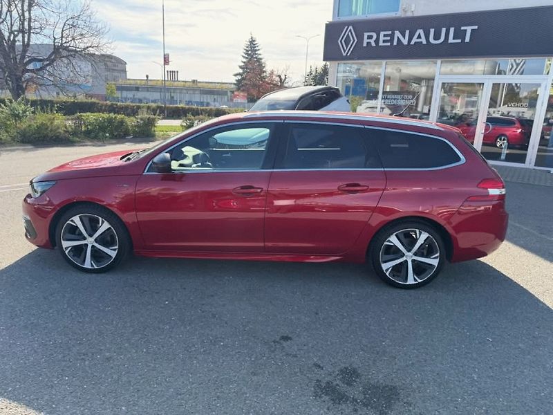 Peugeot 308 (2019) SW GT LINE 1,2 130K - fotka 7 z 45