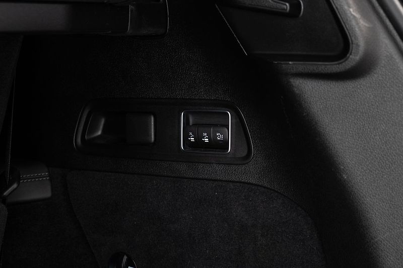 Mercedes-Benz GLS 4Matic AMG Line - fotka 25 z 28