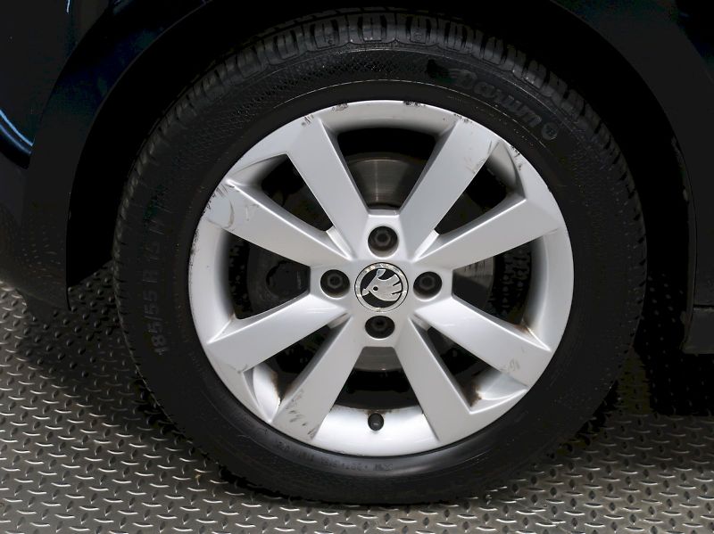 Škoda Citigo (2012) ELEGANCE 1.0MPI 55KW - fotka 12 z 21