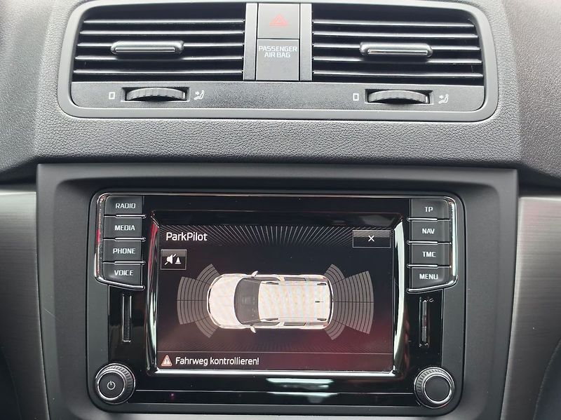 Škoda Yeti 1.4TSI 110KW JOY 4X4 - fotka 14 z 24