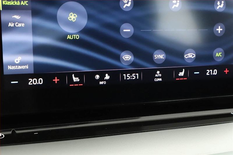 Škoda Octavia (2021) Style 2.0 TDI, Automat, ČR - fotka 15 z 18
