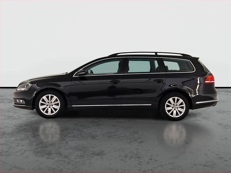 Volkswagen Passat (2011) Comfortline 2.0 TDI, Automat - fotka 3 z 22