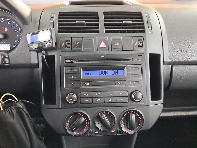 Volkswagen Polo (2009) 1.2 12V, Tempomat - fotka 12 z 16