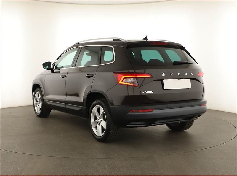 Škoda Karoq (2021) 1.5 TSI - fotka 4 z 17