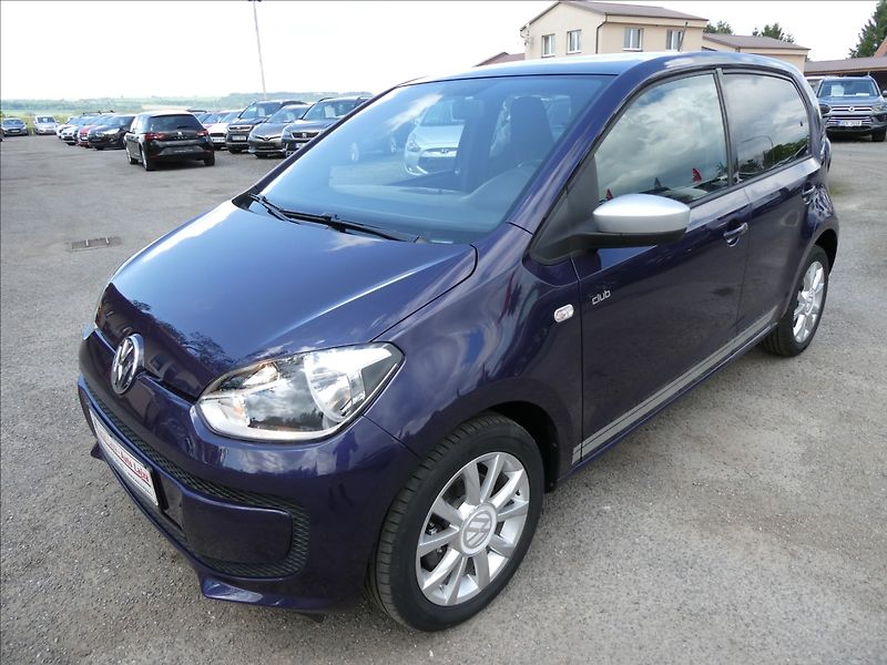 Volkswagen up! 1,0 MPi CLUB 55kW - fotka 3 z 47