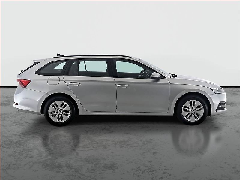 Škoda Octavia (2023) Ambition 2.0 TDI, ČR,1.maj - fotka 6 z 17