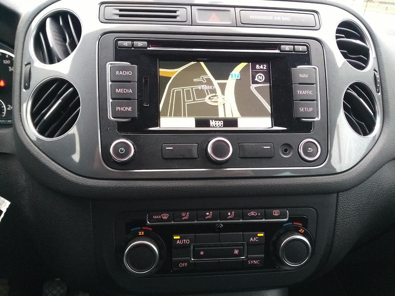 Volkswagen Tiguan 2,0 TDI 4Motion /103 kW/ - fotka 18 z 34