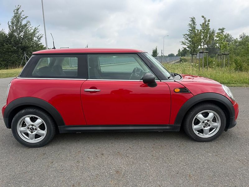Mini One 1,6  R 56 - fotka 5 z 18