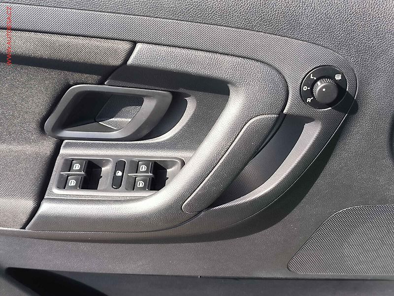 Škoda Fabia (2012) 1.2 TSi, Family, +kola - fotka 14 z 16