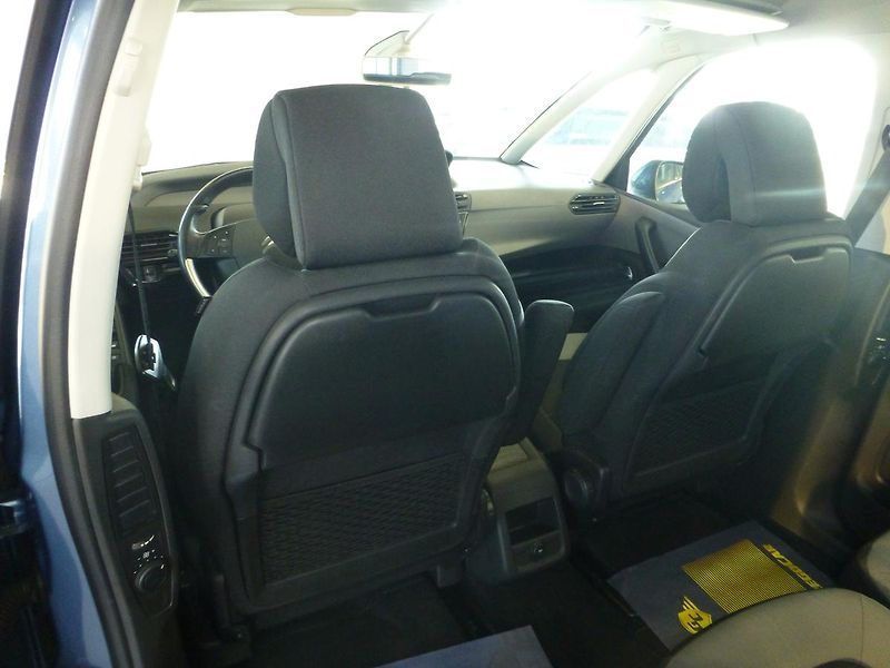 Citroën Grand C4 Picasso (2015) 1,6HDI*DIGI*NAVIGACE*ALU*7MIST - fotka 15 z 29