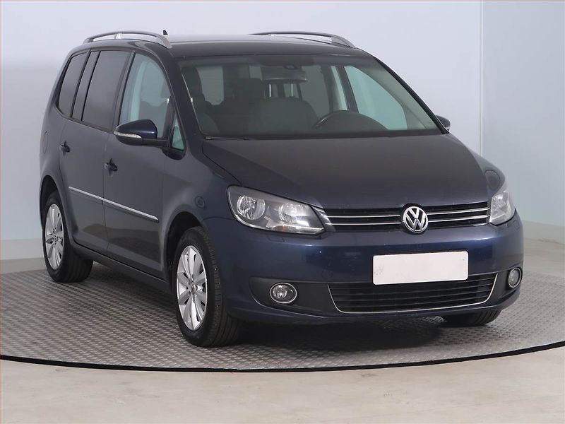 Volkswagen Touran (2011) 2.0 TDI, 7 míst, Navi - fotografie inzerátu