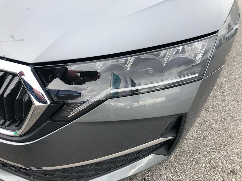 Škoda Octavia 1.5 TSi TOP SELECTION - fotka 26 z 30