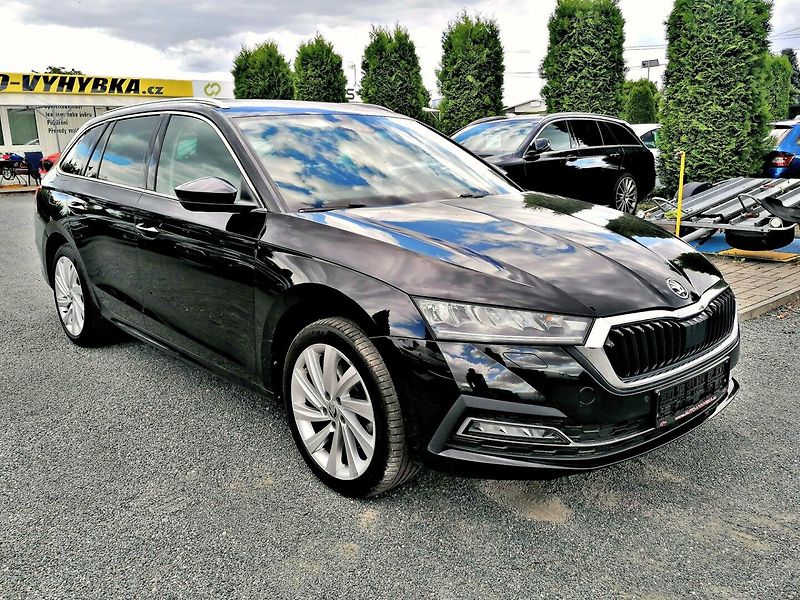 Škoda Octavia (2021) iV 1.4 TSi Clever 150kW - fotka 3 z 36