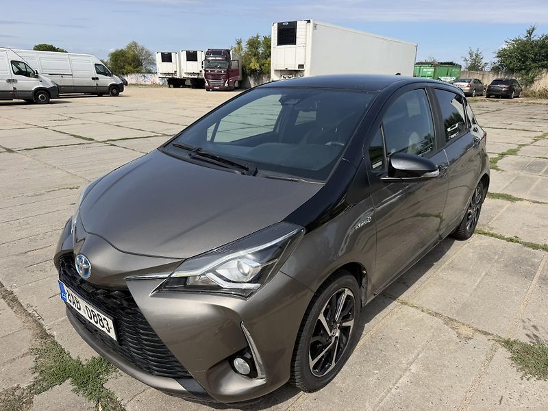Toyota Yaris (2019) 1.5 Hybrid Select - fotka 3 z 16