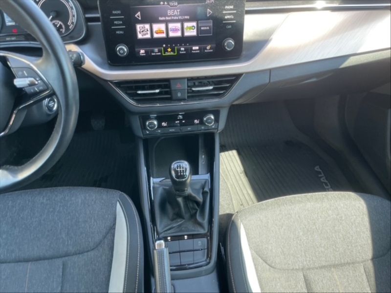 Škoda Scala 1,5 TSI Style - fotka 10 z 11