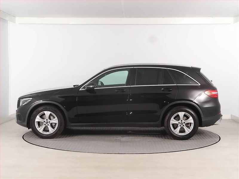 Mercedes-Benz GLC (2018) 350 d 4MATIC - fotka 3 z 12