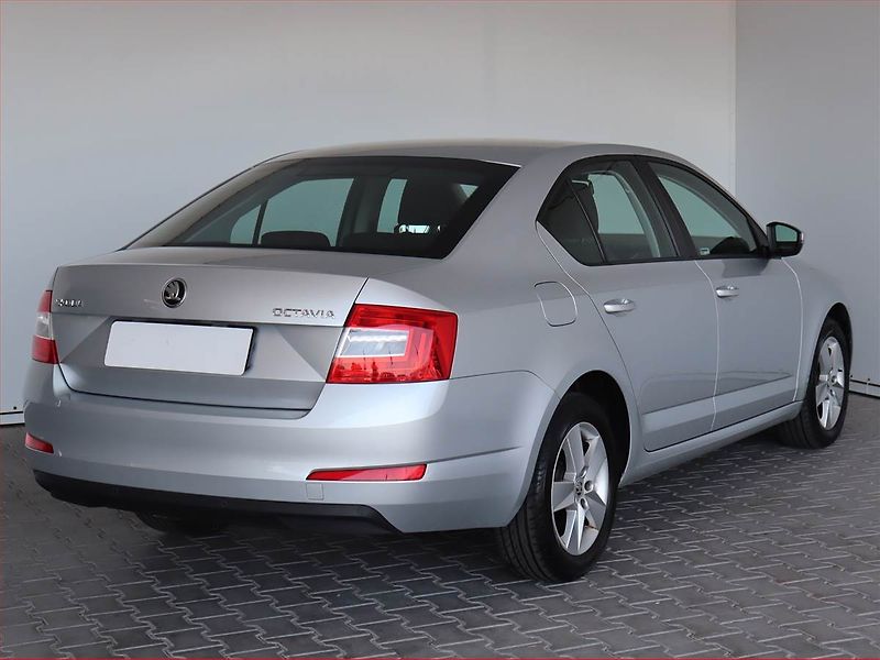 Škoda Octavia (2016) 1.6 TDI, Serv.kniha, Tempomat - fotka 5 z 19