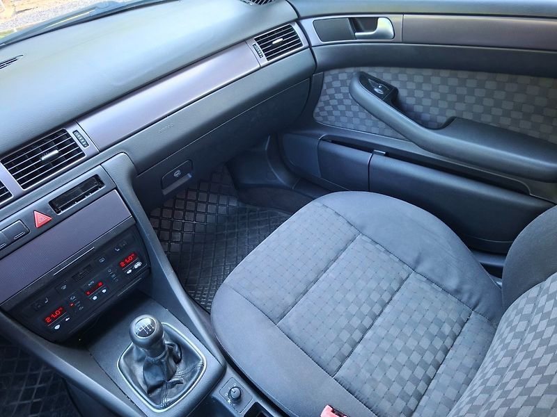 Audi A6 (2004) 2.5TDI 120kW 6MAN -SERVISOVÁNO - fotka 13 z 34