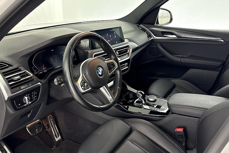 BMW X3 xDrive20d - fotka 6 z 26