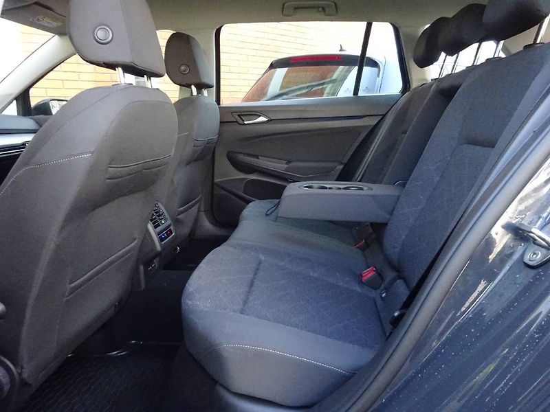 Volkswagen Golf Variant (2021) 1.0TSi/ 81kW Life - fotka 21 z 29