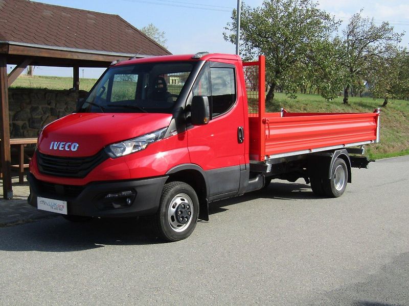 Iveco Daily (2024) 3.0 JTD  50C/35 - fotka 2 z 30