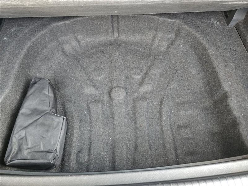 Volkswagen Golf Sportsvan 1,4TSi DSG LOUNGE NAVI STK - fotka 33 z 53