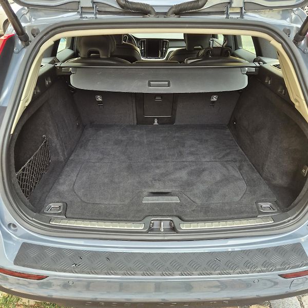 Volvo V60 (2021) Cross Country B4 Mild hybrid - fotka 6 z 26