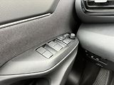 Toyota Yaris Cross 1.5 HSD 130k e-CVT AWD Executi - náhled 13